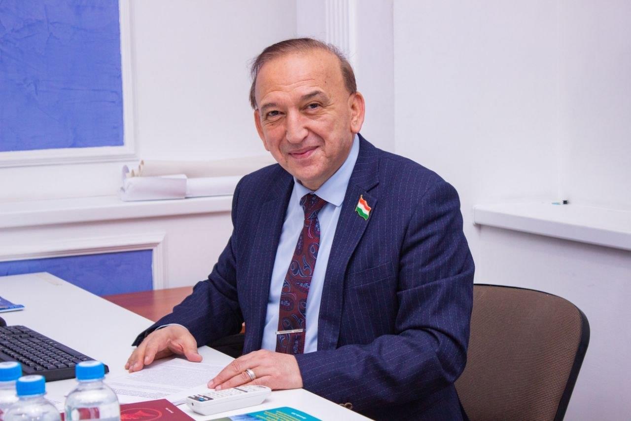 ЧЕЛОВЕК В ПОТОКЕ ИСТОРИИ