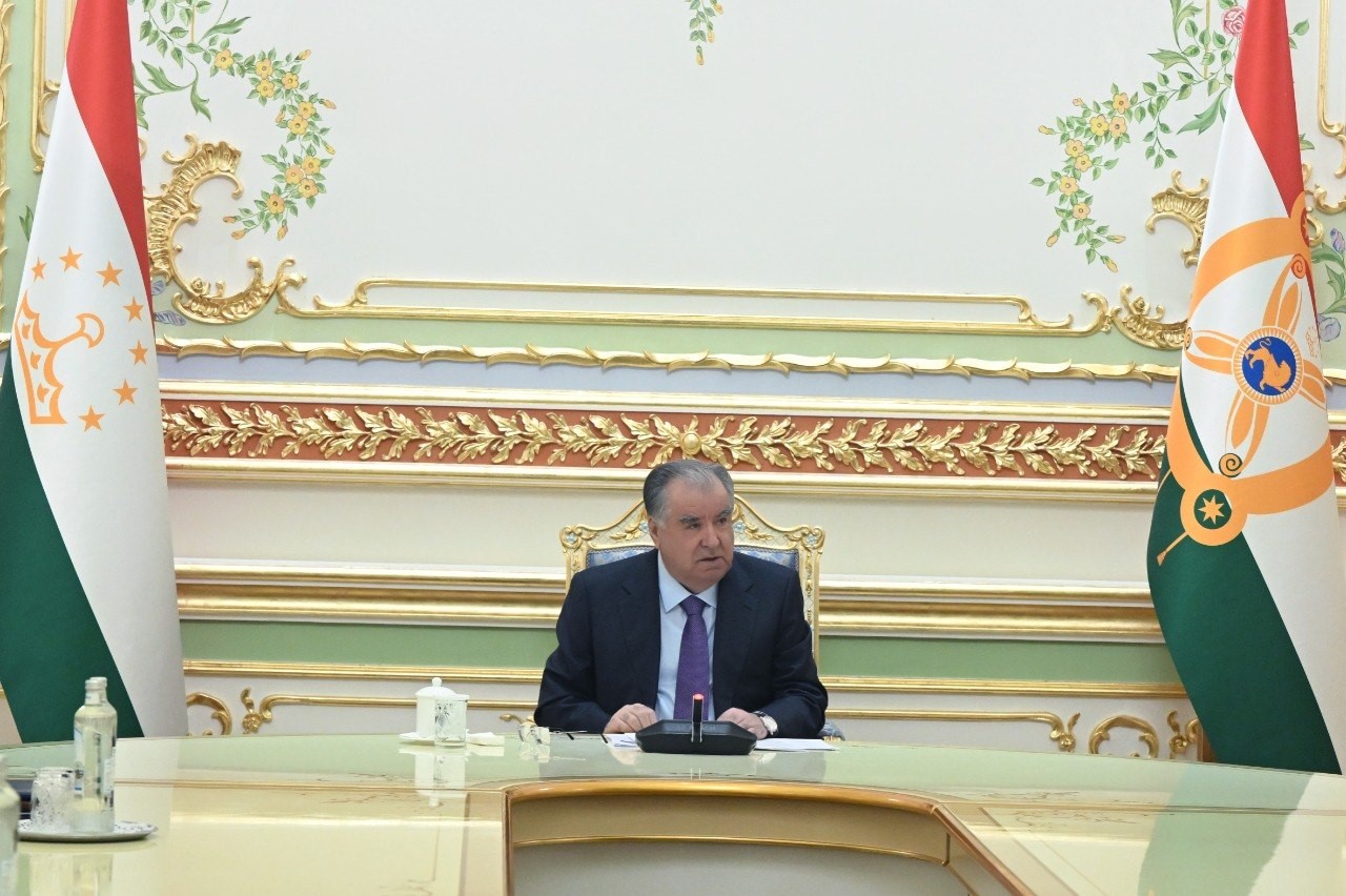 НАҚШИ ПЕШВОИ МИЛЛАТ МУҲТАРАМ ЭМОМАЛӢ РАҲМОН ДАР ТАҲКИМИ ИСТИҚЛОЛИЯТИ СИЁСӢ, ВАҲДАТИ МИЛЛӢ ВА ПЕШБУРДИ ТАШАББУСҲОИ БАЙНАЛМИЛАЛИИ ТОҶИКИСТОН